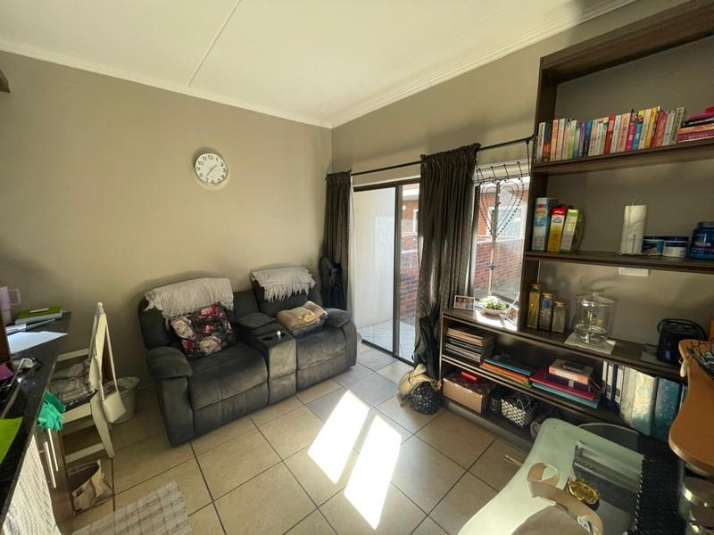 1 Bedroom Property for Sale in Die Bult North West
